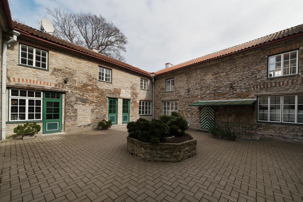 Tallinn City Apartments Old Town Toompea Exterior photo